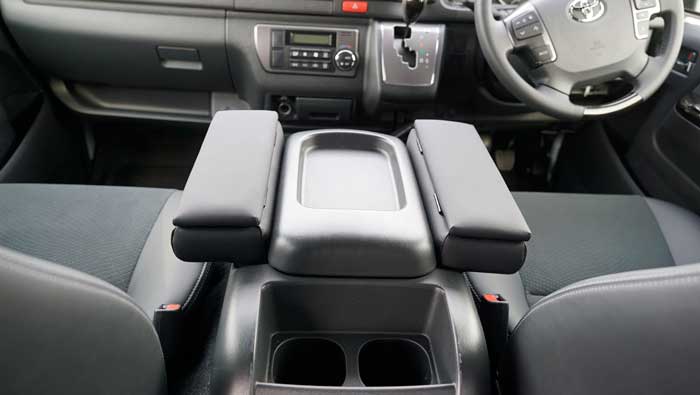 ハイエース アームレスト 選び方